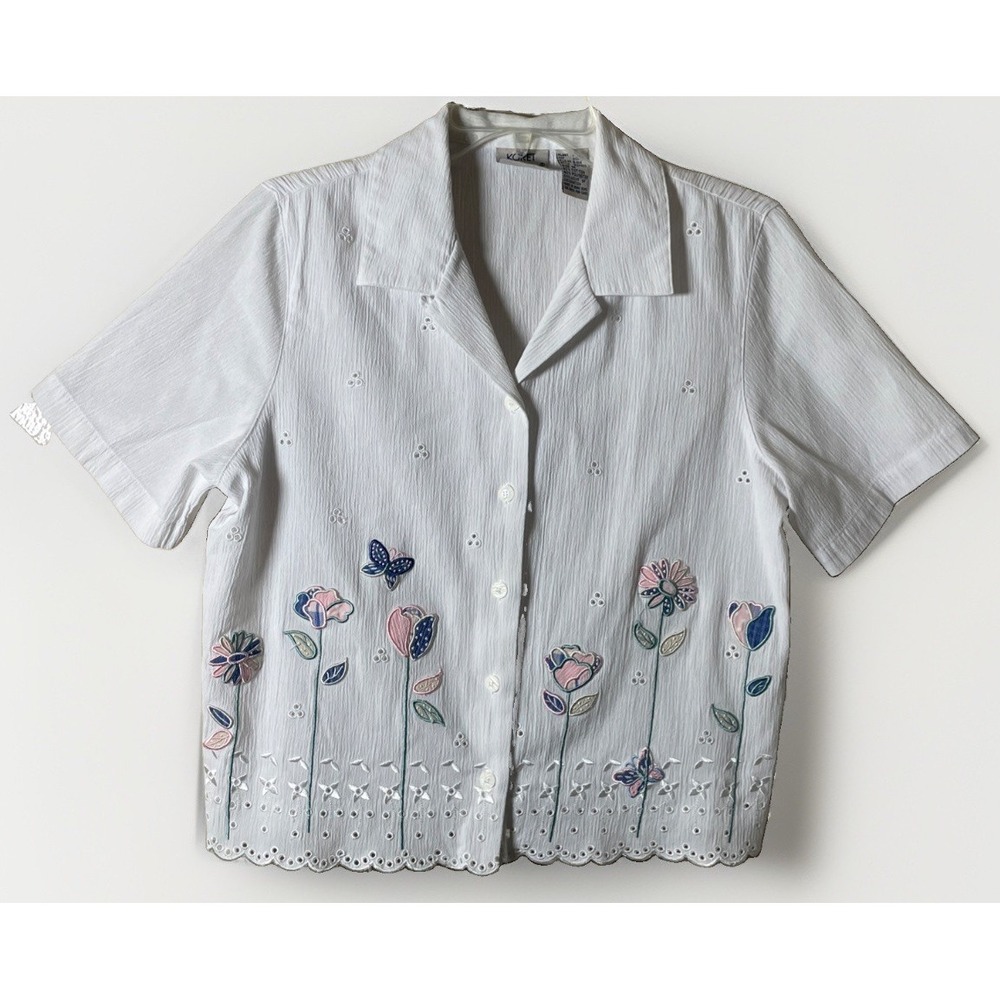 Koret City Blues White Floral Embroidered Scalloped Hem Button Down Blouse PM